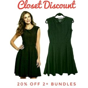 Chetta B 8 Wavy Ribbed Fit Flare Black (A)